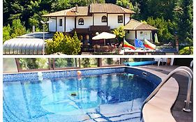 Къща за Гости Елора